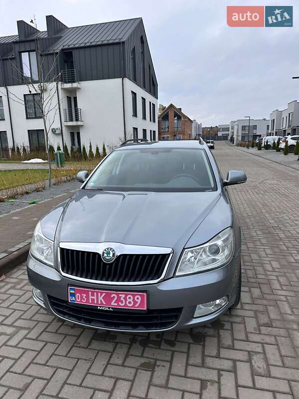 Универсал Skoda Octavia 2012 в Луцке