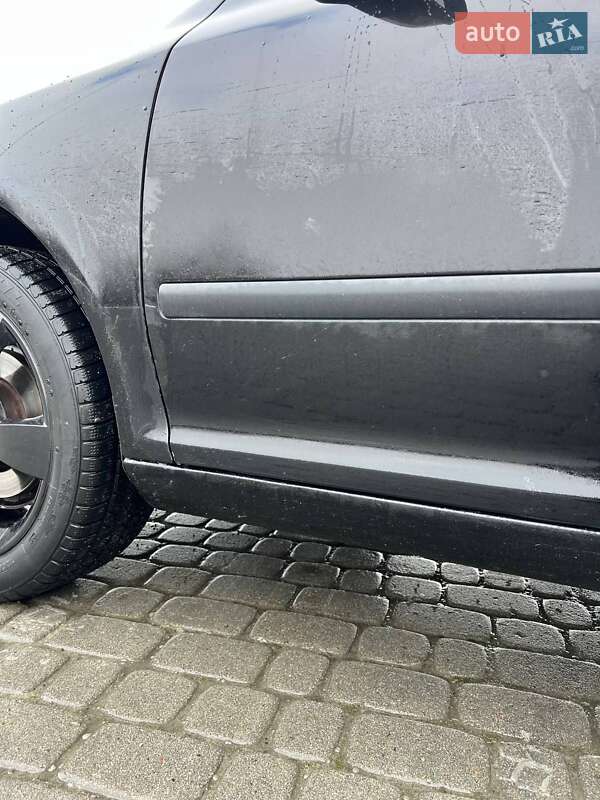 Лифтбек Skoda Octavia 2005 в Львове