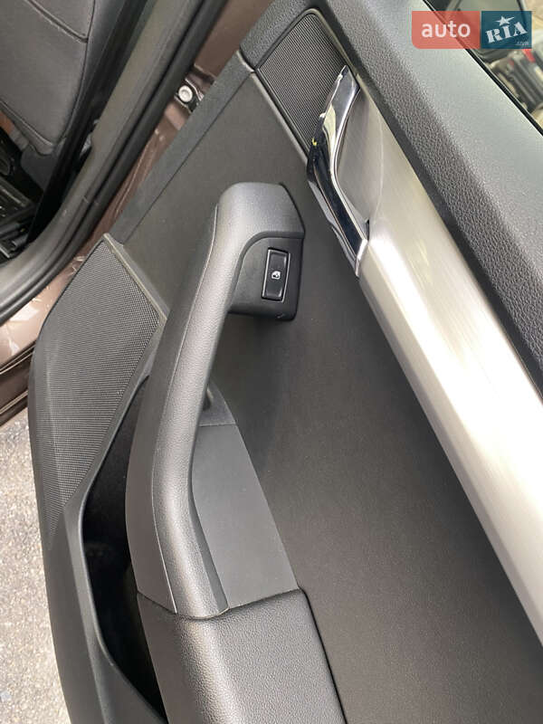 Лифтбек Skoda Octavia 2019 в Виннице