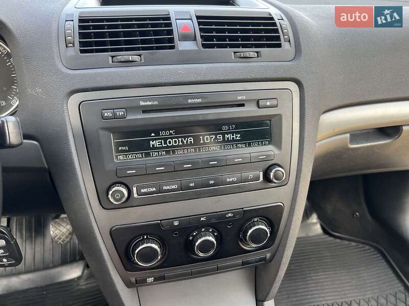 Універсал Skoda Octavia 2012 в Харкові