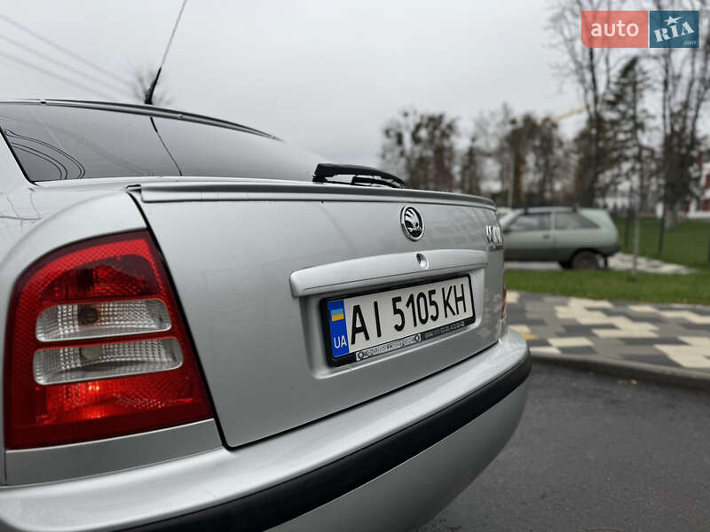 Ліфтбек Skoda Octavia 2006 в Бородянці