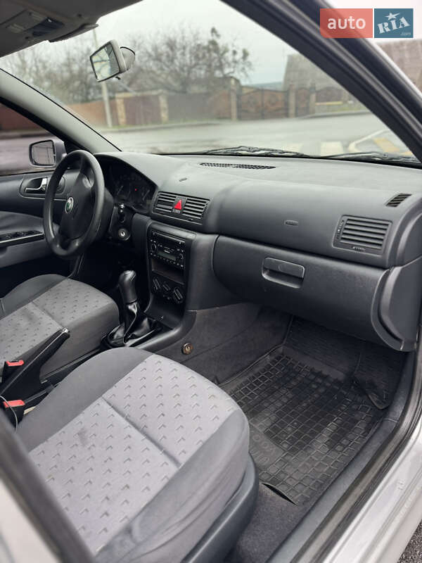 Ліфтбек Skoda Octavia 2006 в Бородянці