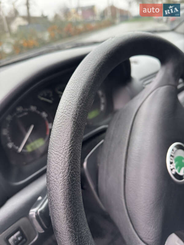 Ліфтбек Skoda Octavia 2006 в Бородянці