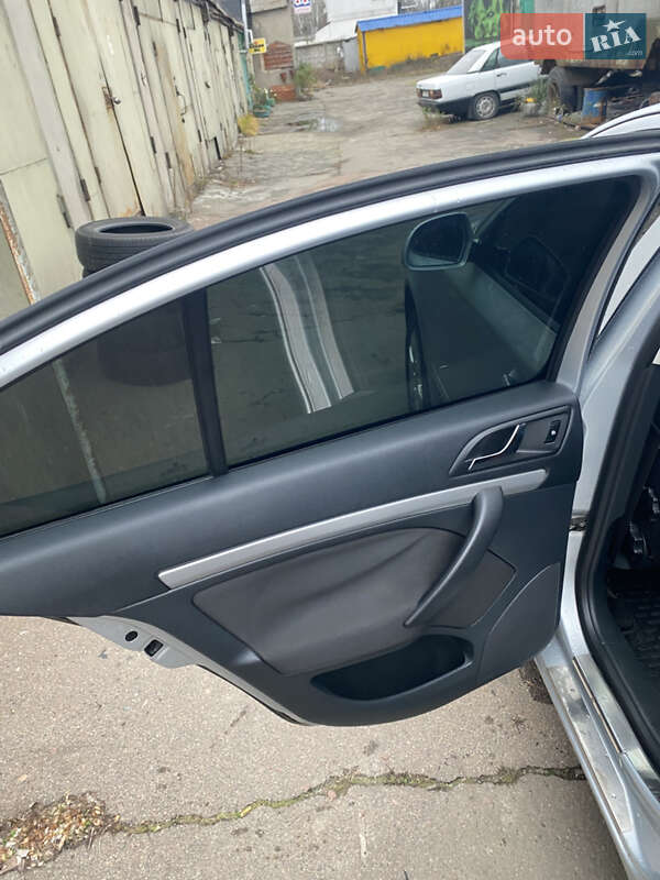 Ліфтбек Skoda Octavia 2012 в Києві