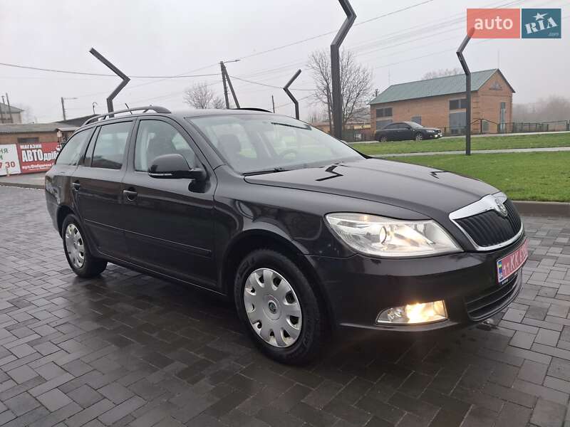 Універсал Skoda Octavia 2011 в Лубнах