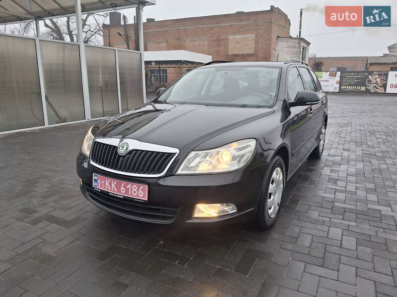 Універсал Skoda Octavia 2011 в Лубнах