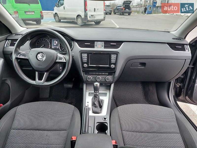 Лифтбек Skoda Octavia 2016 в Львове