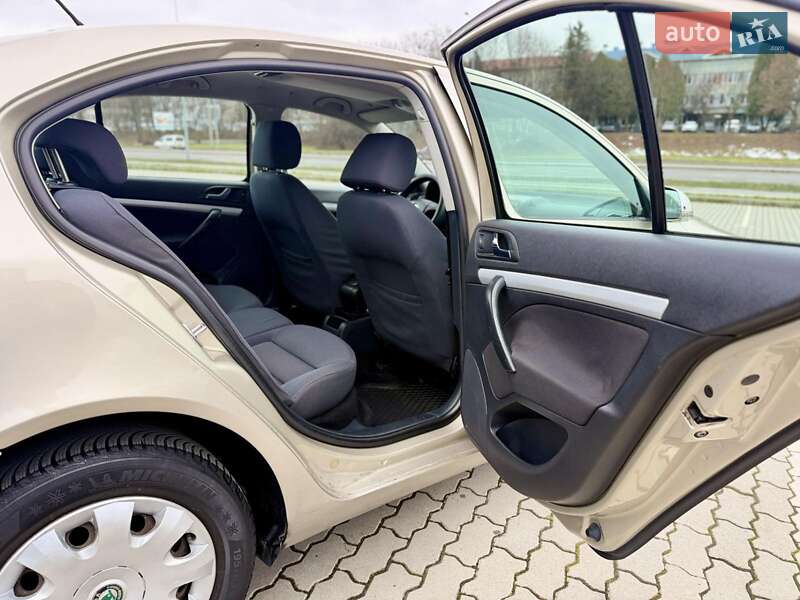 Ліфтбек Skoda Octavia 2005 в Львові