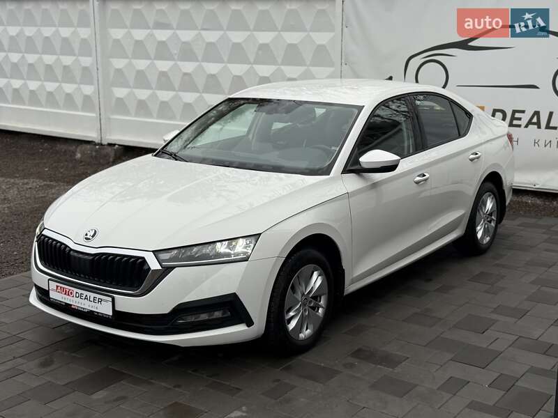 Ліфтбек Skoda Octavia 2022 в Києві