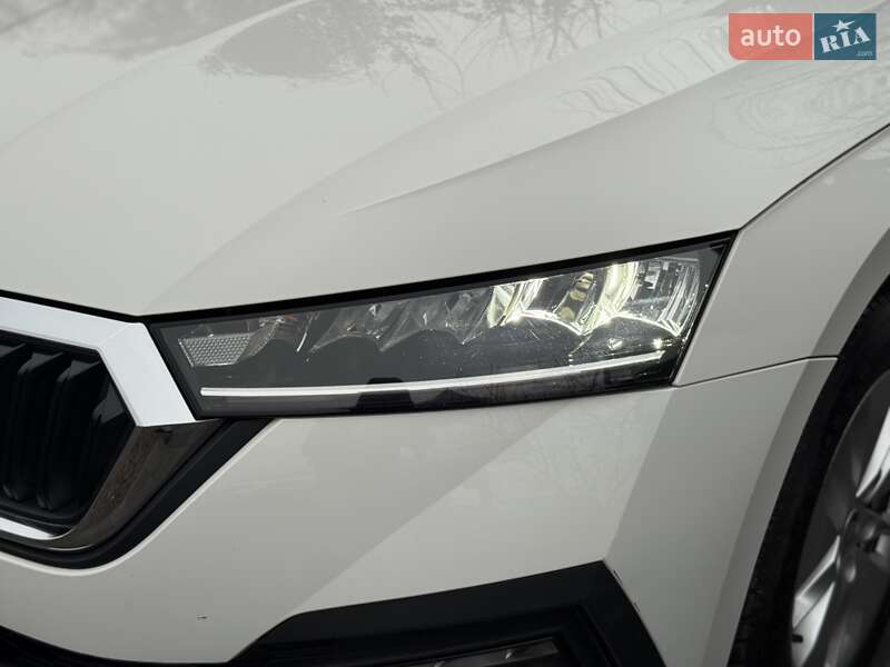 Ліфтбек Skoda Octavia 2022 в Києві