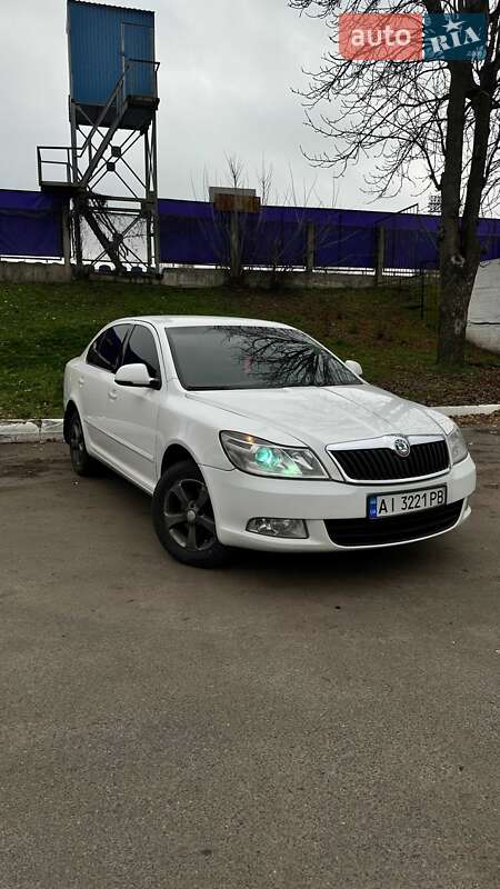 Універсал Skoda Octavia 2010 в Черкасах