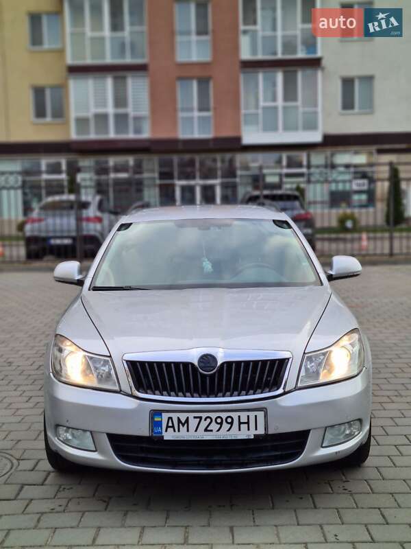 Універсал Skoda Octavia 2013 в Житомирі