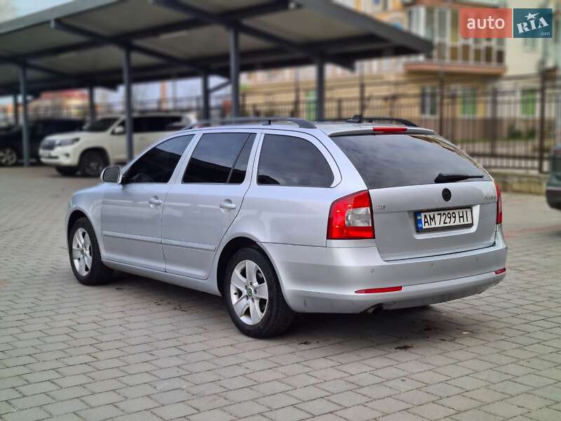 Універсал Skoda Octavia 2013 в Житомирі