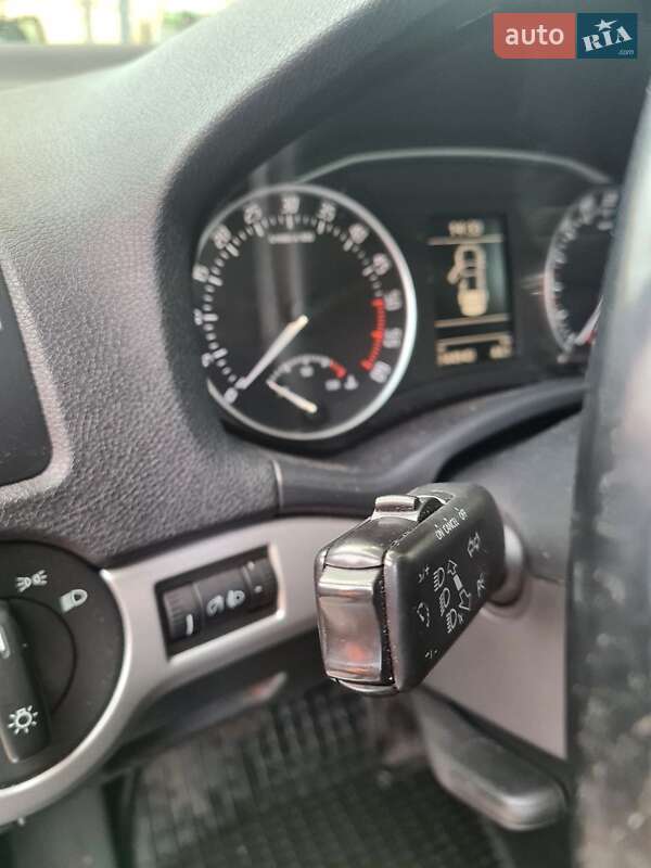 Універсал Skoda Octavia 2013 в Житомирі