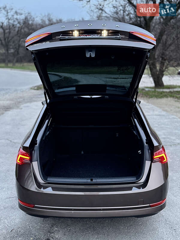 Лифтбек Skoda Octavia 2020 в Днепре