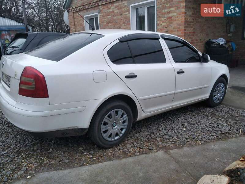 Ліфтбек Skoda Octavia 2011 в Стебльові