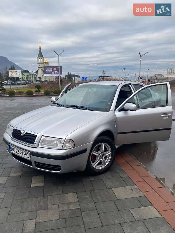 Лифтбек Skoda Octavia 2001 в Хусте