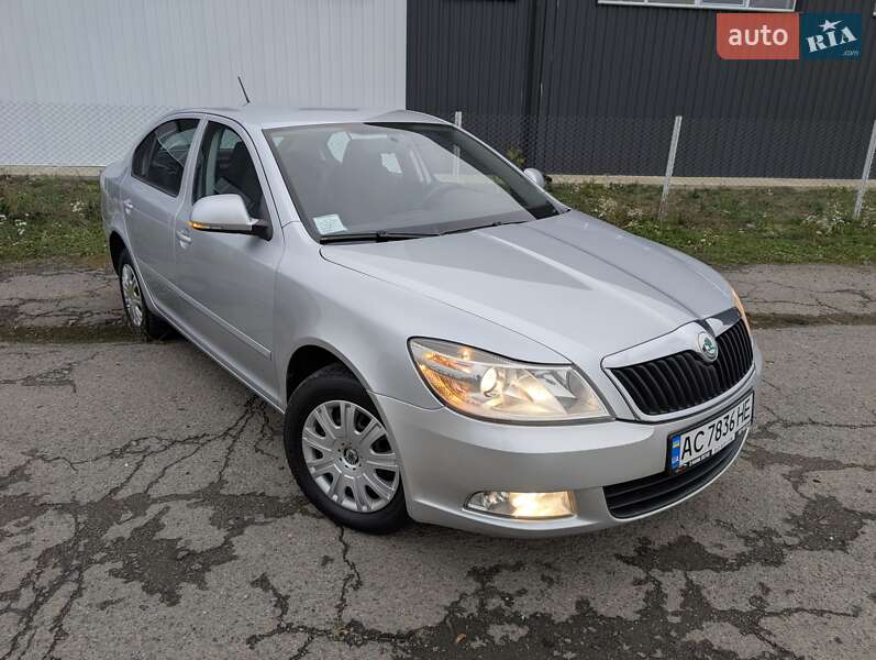 Ліфтбек Skoda Octavia 2010 в Луцьку