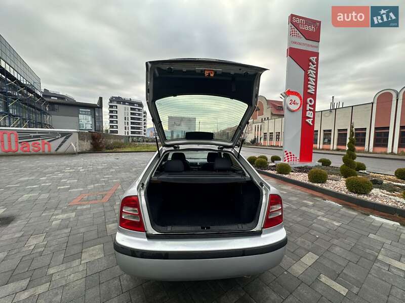 Лифтбек Skoda Octavia 2001 в Хусте