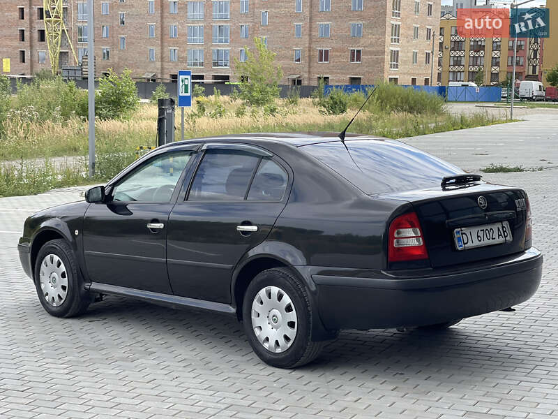 Ліфтбек Skoda Octavia 2006 в Ковелі