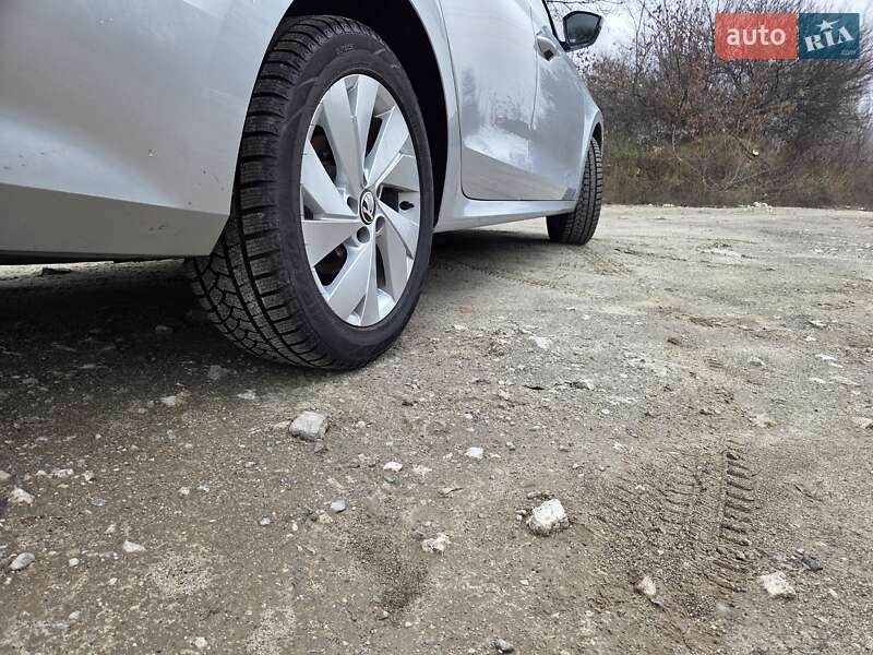 Універсал Skoda Octavia 2020 в Дніпрі