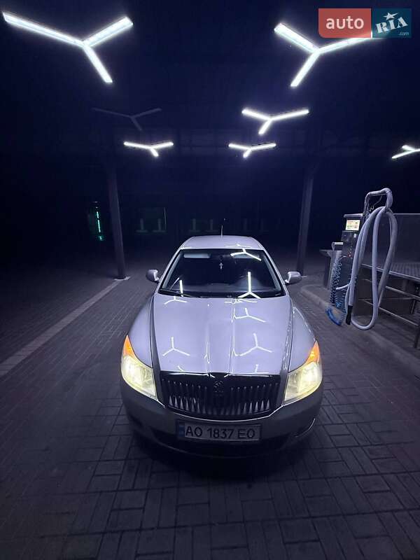 Лифтбек Skoda Octavia 2009 в Черкассах фото 5 Лифтбек Skoda Octavia 2009 в Черкассах