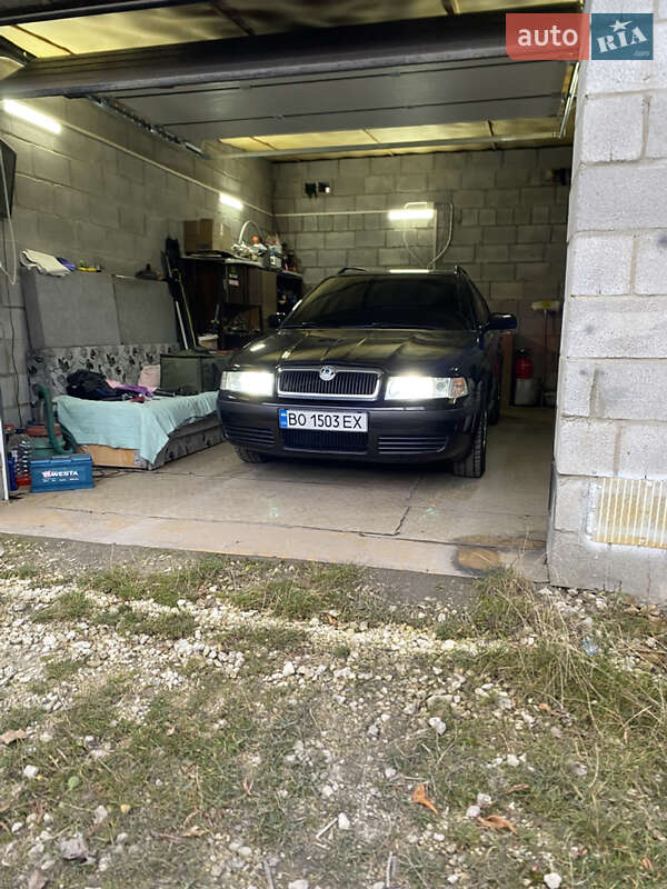 Универсал Skoda Octavia 2009 в Подволочиске