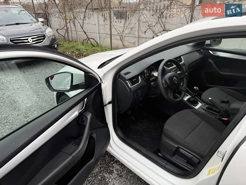Універсал Skoda Octavia 2014 в Дубні