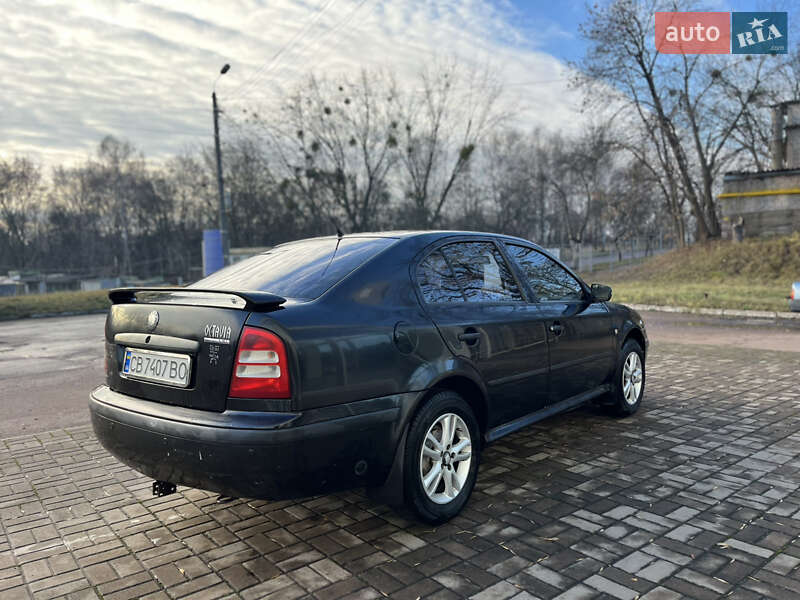 Ліфтбек Skoda Octavia 2004 в Чернігові