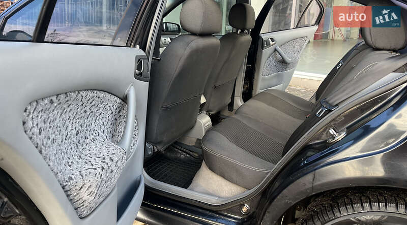 Ліфтбек Skoda Octavia 2004 в Чернігові