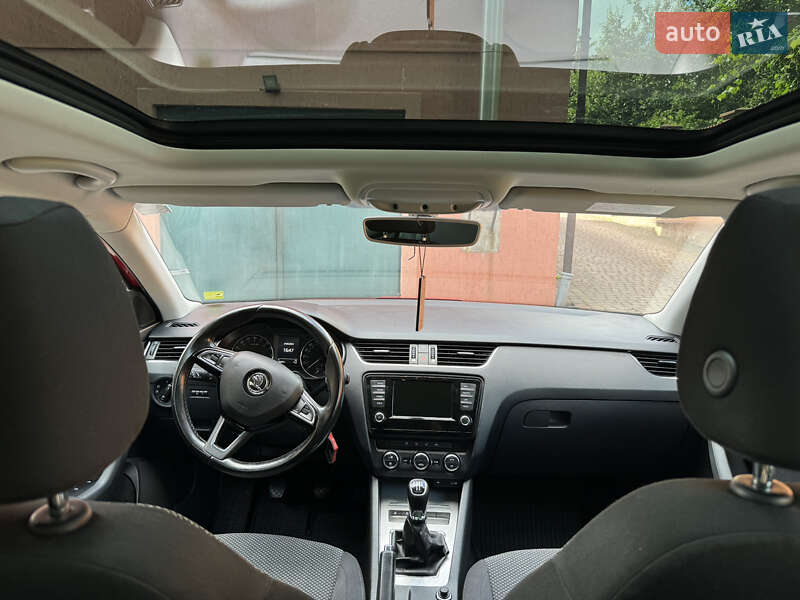 Универсал Skoda Octavia 2016 в Львове