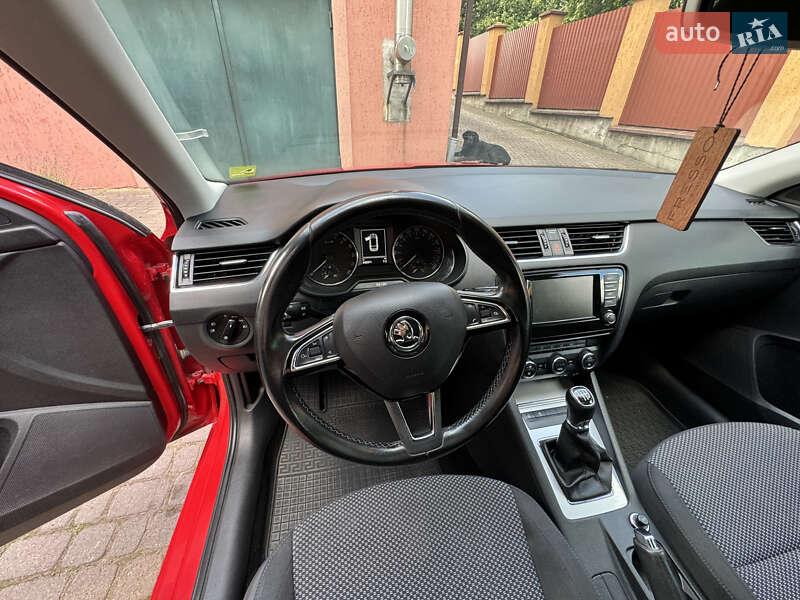 Универсал Skoda Octavia 2016 в Львове