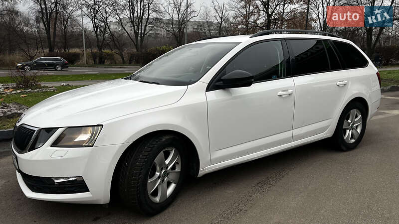 Універсал Skoda Octavia 2017 в Львові