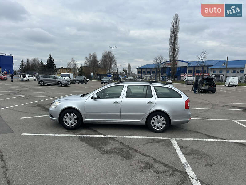 Универсал Skoda Octavia 2009 в Житомире