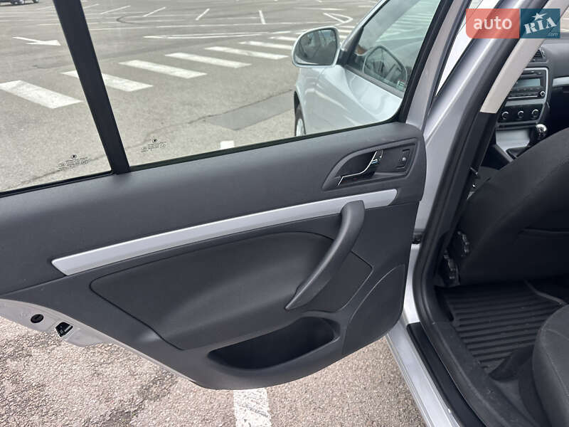 Универсал Skoda Octavia 2009 в Житомире