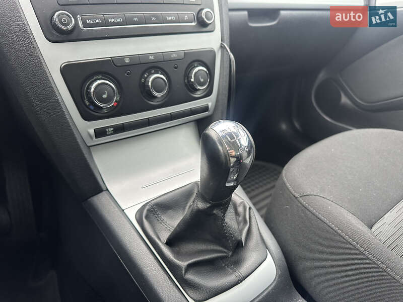 Универсал Skoda Octavia 2009 в Житомире