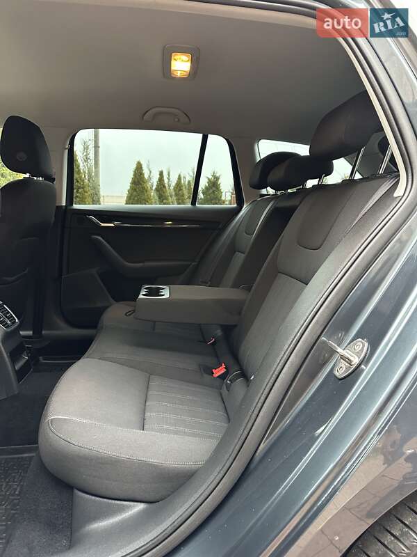 Універсал Skoda Octavia 2017 в Стрию фото 98 Універсал Skoda Octavia 2017 в Стрию