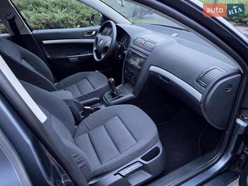 Ліфтбек Skoda Octavia 2006 в Полтаві