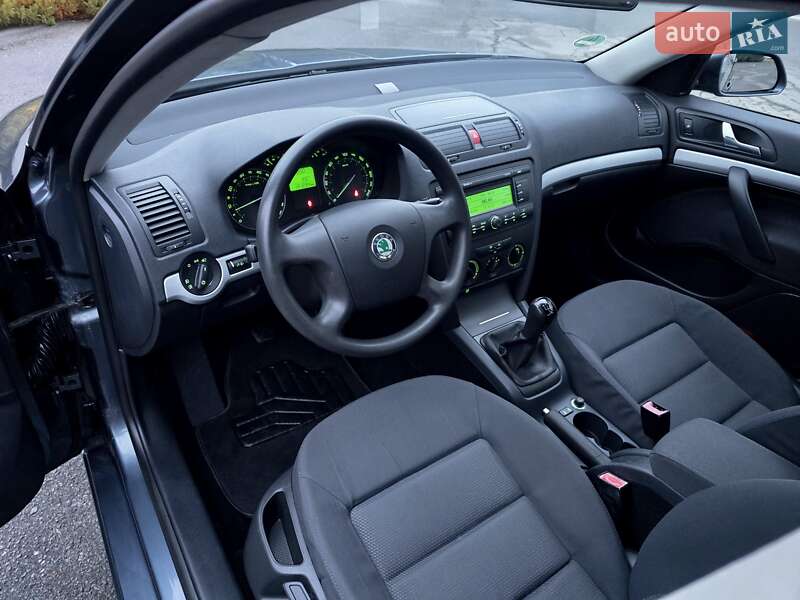 Ліфтбек Skoda Octavia 2006 в Полтаві