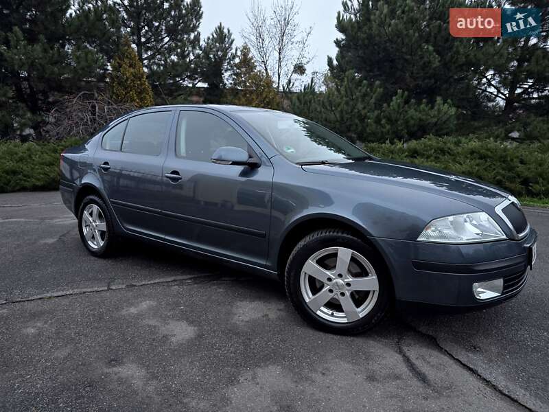 Ліфтбек Skoda Octavia 2006 в Полтаві