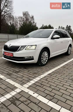 Універсал Skoda Octavia 2017 в Луцьку