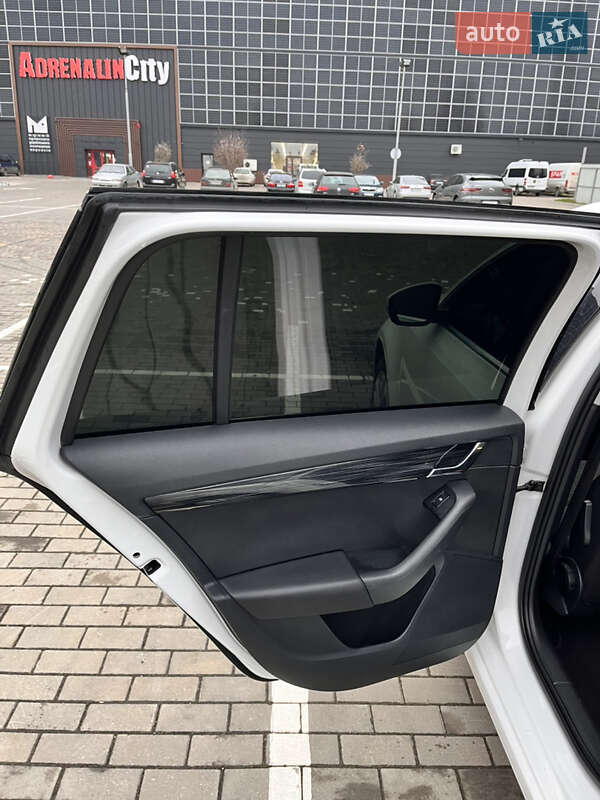 Универсал Skoda Octavia 2017 в Луцке