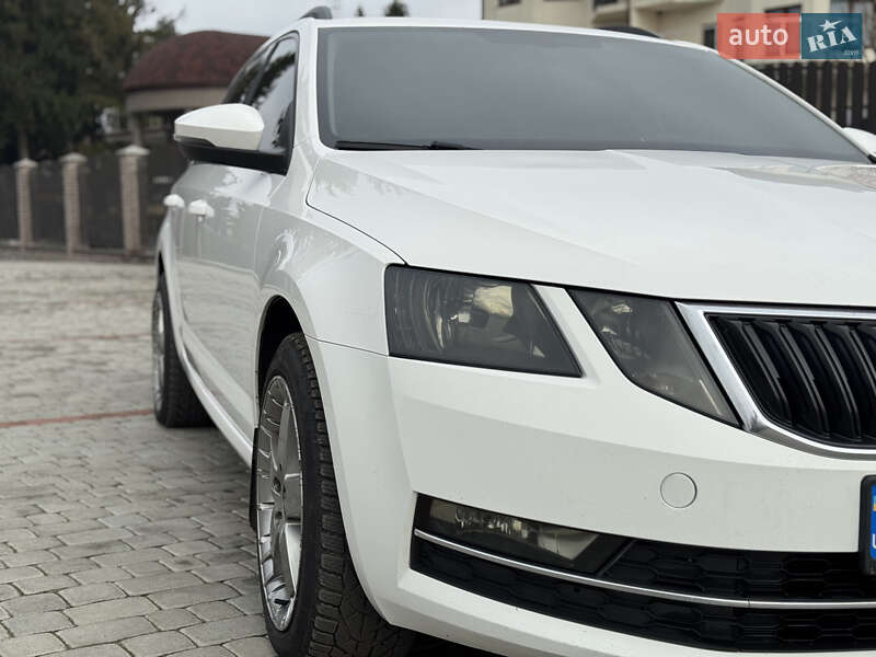 Универсал Skoda Octavia 2017 в Староконстантинове