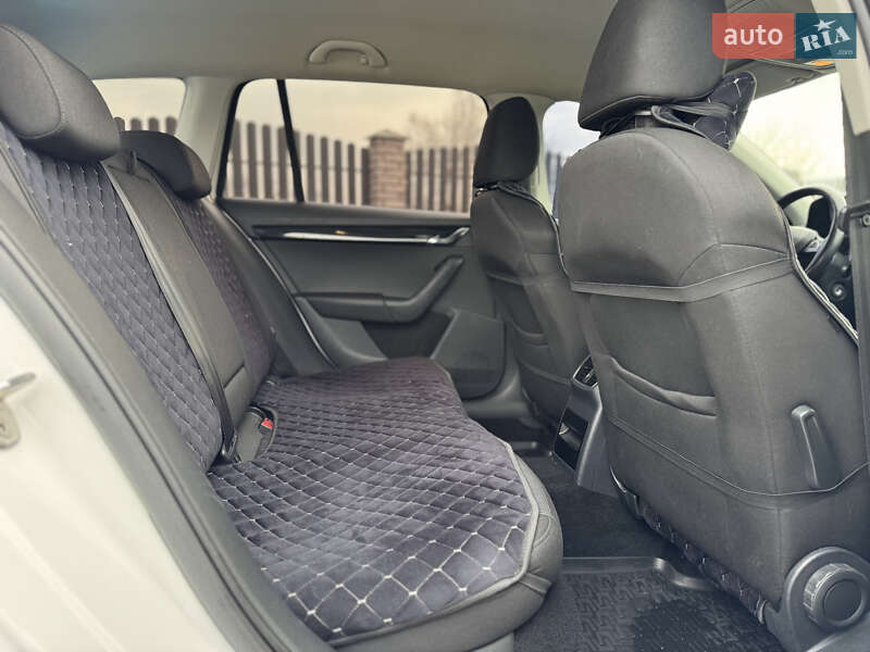 Универсал Skoda Octavia 2017 в Староконстантинове