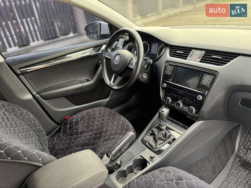 Универсал Skoda Octavia 2017 в Староконстантинове