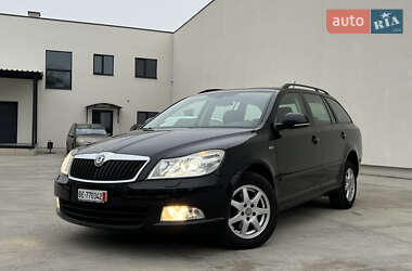 Универсал Skoda Octavia 2010 в Луцке