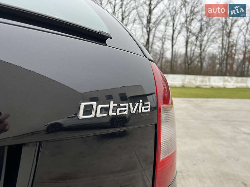 Универсал Skoda Octavia 2010 в Луцке