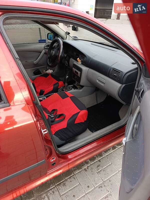 Лифтбек Skoda Octavia 2003 в Кременчуге