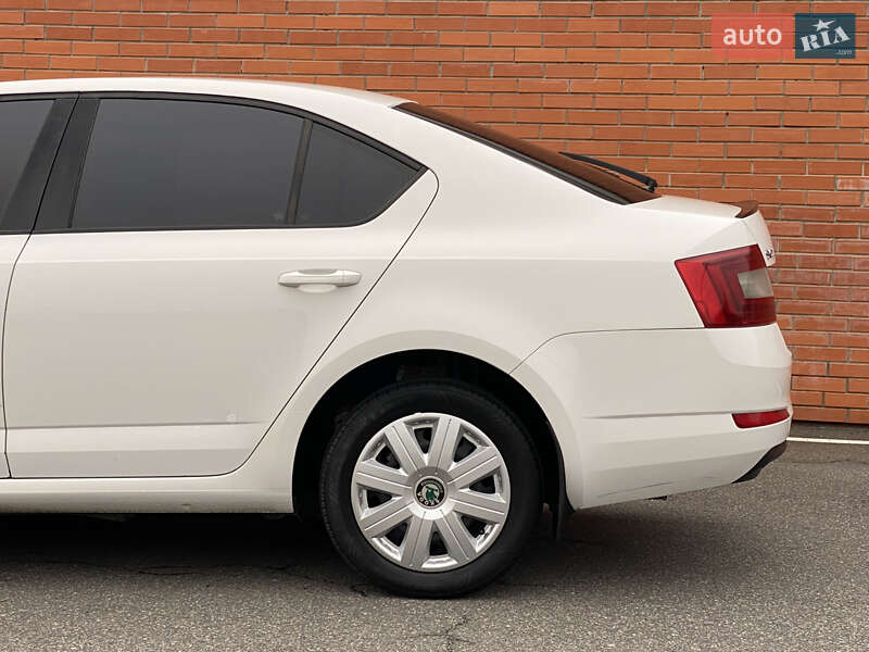 Лифтбек Skoda Octavia 2015 в Киеве фото 10 Лифтбек Skoda Octavia 2015 в Киеве