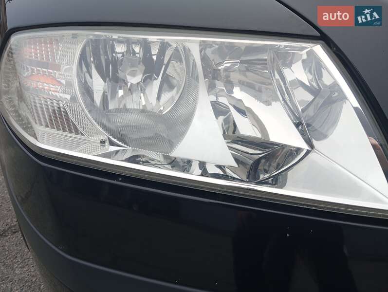 Универсал Skoda Octavia 2009 в Чернигове